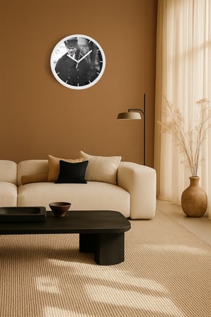 Atatürk Temalı Dekoratif Modern Duvar Saati - 35cm - Önü Camlı Beyaz Kasa - Sessiz Mekanizma
