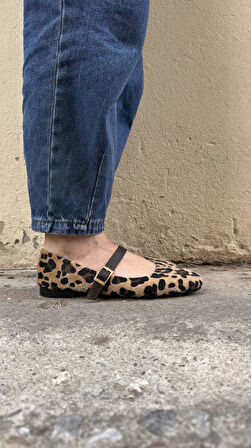 Jane Leopar Babet