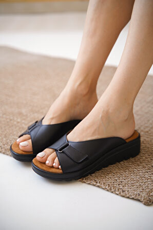 July Cırt Detaylı Ortopedik Taban Comfort Kadın Terlik