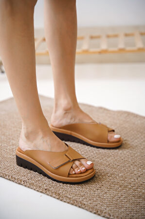 July Cırt Detaylı Ortopedik Taban Comfort Kadın Terlik