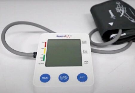 Respirox AXD-806 Türkçe Konuşan LCD Ekran Koldan Adaptörlü Tansiyon Aleti