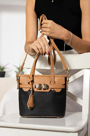 Just Polo JP4108  KADIN EL VE OMUZ ÇANTASI YENİ SEZON BOY 18 CM EN 21 CM OZT4108