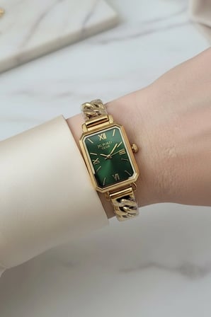 Zincirli Model Çelik Bilezik Altın Sarısı Yeşil Kadın Kol Saati