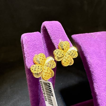 22 Ayar Altın Küpe Şık Tasarım 3.21gr