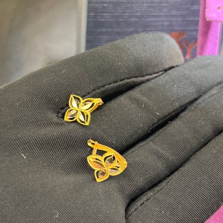 22 Ayar Altın Küpe Papatya J Model 2.65gr Kadın Paksoy Hediye