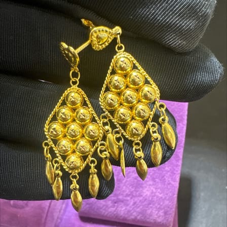22 Ayar Altın Küpe Sallantılı Modern Tasarım 4.10gr Kadın Paksoy Kuyumculuk Hediye