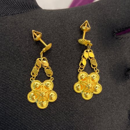 22 Ayar Altın Küpe Çiçekli 3.72gr Kadın Hediye