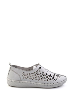 Beyaz Leather Kadın Casual Ayakkabı K01143012303