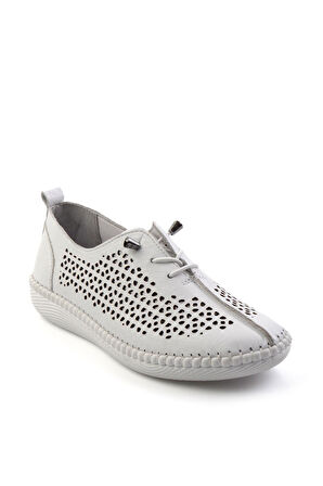 Beyaz Leather Kadın Casual Ayakkabı K01143012303