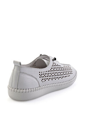 Beyaz Leather Kadın Casual Ayakkabı K01143012303