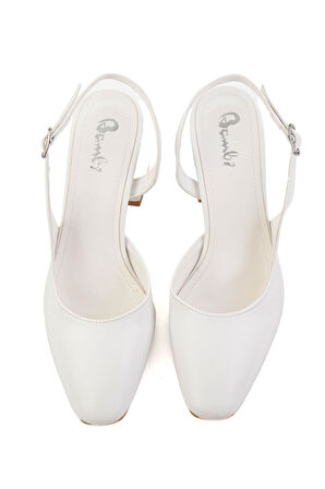 Beyaz  Kadın Klasik Topuklu Ayakkabı K01140004409