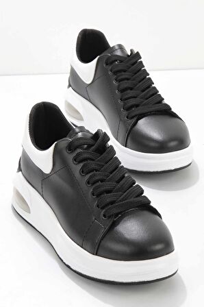 Bambi Siyah Beyaz  Kadın Sneaker K01154050409