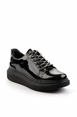 Siyah Kırışık Rugan  Kadın Sneaker K01179087008