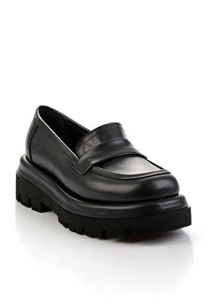 Siyah  Kadın Loafer Ayakkabı K01188050309