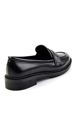 Siyah  Kadın Loafer Ayakkabı K01216100109
