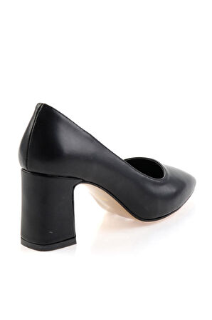 Siyah  Kadın Klasik Topuklu Ayakkabı K01213035509