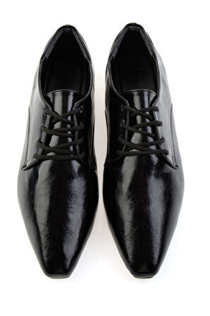 Siyah  Kadın Klasik Ayakkabı K01212011212