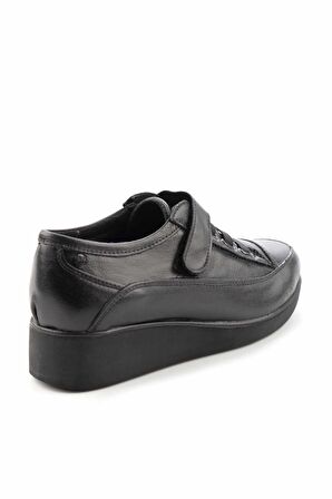 Siyah Hakiki Deri Kadın Casual Ayakkabı K01218001503