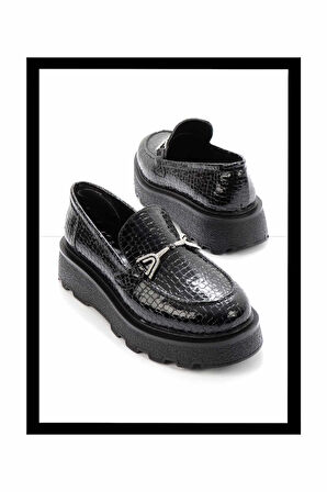 Siyah Kroko  Kadın Loafer Ayakkabı K01236005511