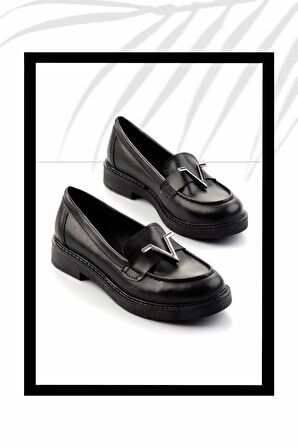 Siyah  Kadın Loafer Ayakkabı K01257067609