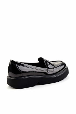 Siyah Kırışık Rugan  Kadın Loafer Ayakkabı K01257068008