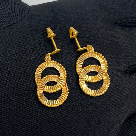İç İçe Dorika Halka Sallantılı Top Top Çember Altın Küpe 22 Ayar 4.18 Gram Kadın Hediye