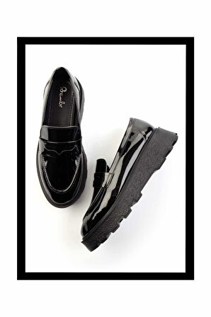 Siyah Rugan  Kadın Loafer Ayakkabı K01327241008