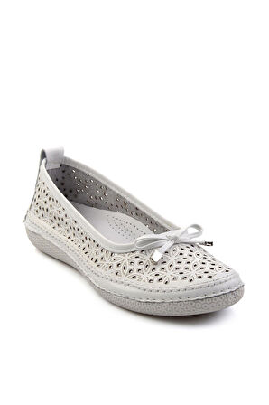 Beyaz Leather Kadın Babet K01331096403