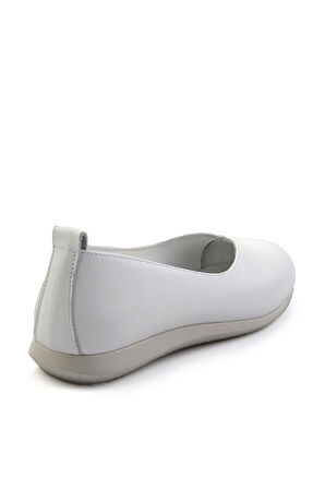 Beyaz Leather Kadın Casual Ayakkabı K01331041803