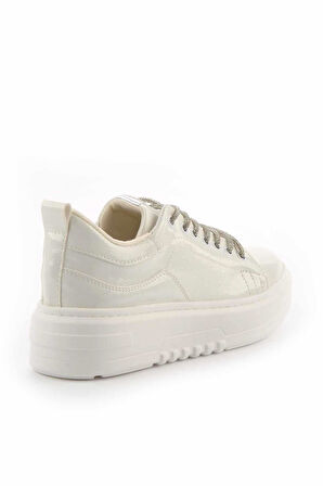 Beyaz Kırışık Rugan  Kadın Sneaker K01345016008