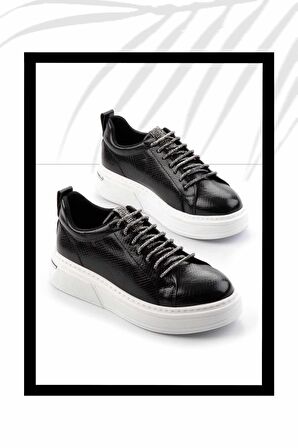 Siyah Yılan Baskı  Kadın Sneaker K01377023409
