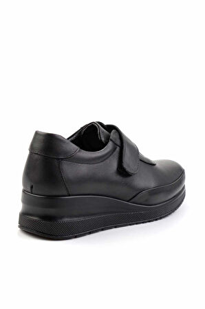 Siyah Hakiki Deri Kadın Casual Ayakkabı K01465090103
