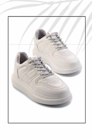 Beyaz  Kadın Sneaker K01478103309