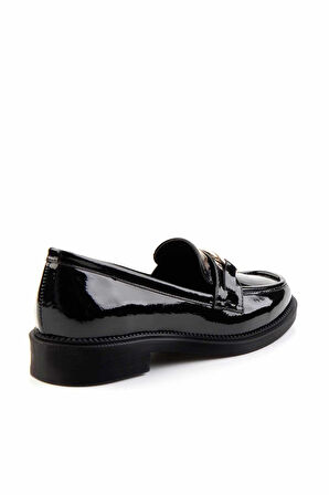 Siyah Kırışık Rugan  Kadın Loafer Ayakkabı K01474091908