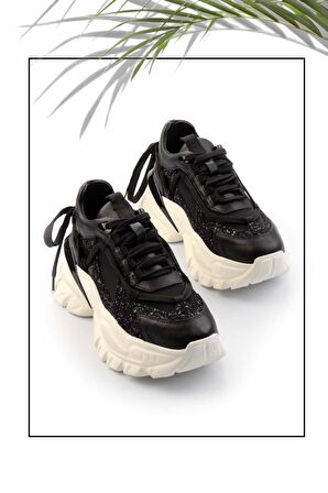 Siyah Hakiki Deri Kadın Sneaker K01480004703