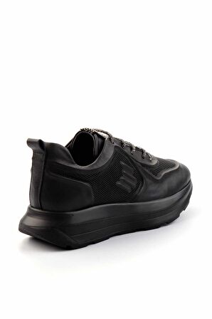 Siyah Hakiki Deri Kadın Sneaker K01480222203