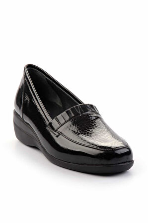 Siyah Leather Kadın Klasik Ayakkabı K01531123411
