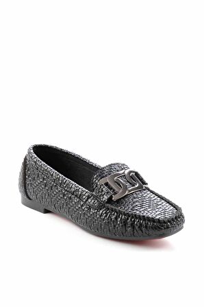Bambi Siyah Baski Detayli  Kadın Loafer Ayakkabi K01542166410