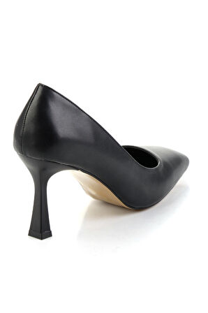 Siyah  Kadın Klasik Topuklu Ayakkabı K01565016809