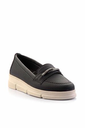 Siyah  Kadın Loafer Ayakkabı K01621060509
