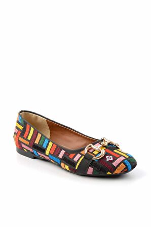 Bambi Siyah Nakisli  Kadın Loafer Ayakkabi K01641167082