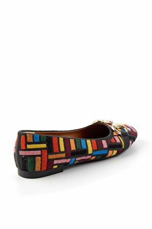 Bambi Siyah Nakisli  Kadın Loafer Ayakkabi K01641167082