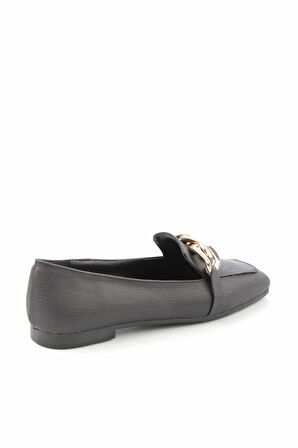 Bambi Siyah Baski Detayli  Kadın Loafer Ayakkabi K01641165910