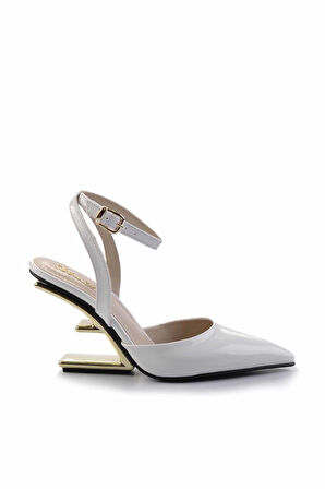 Beyaz Rugan  Kadın Klasik Topuklu Ayakkabı K01666131308