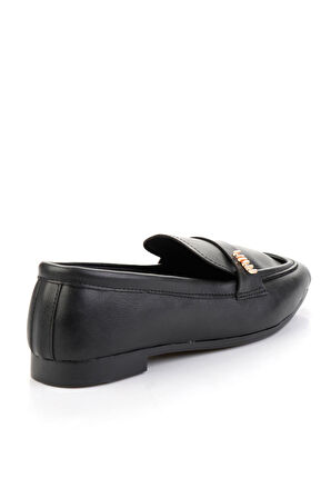 Siyah  Kadın Loafer Ayakkabı K01688011609