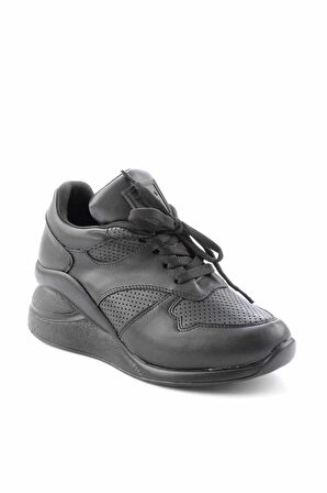 Bambi Siyah  Kadın Sneaker K01703084309