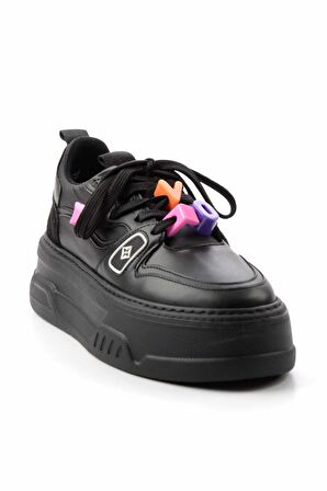 Siyah  Kadın Sneaker K01791222209