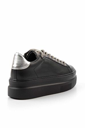 Siyah  Kadın Sneaker K01791008209