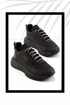 Siyah Platin Taşlı  Kadın Sneaker K01824212122