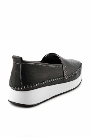 Bambi Siyah Hakiki Deri Kadın Casual Ayakkabi K01908008503